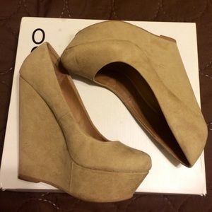 New Aldo Wedges